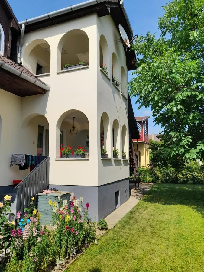 Negy Evszak Vendeghaz Otel Balatonboglár Dış mekan fotoğraf