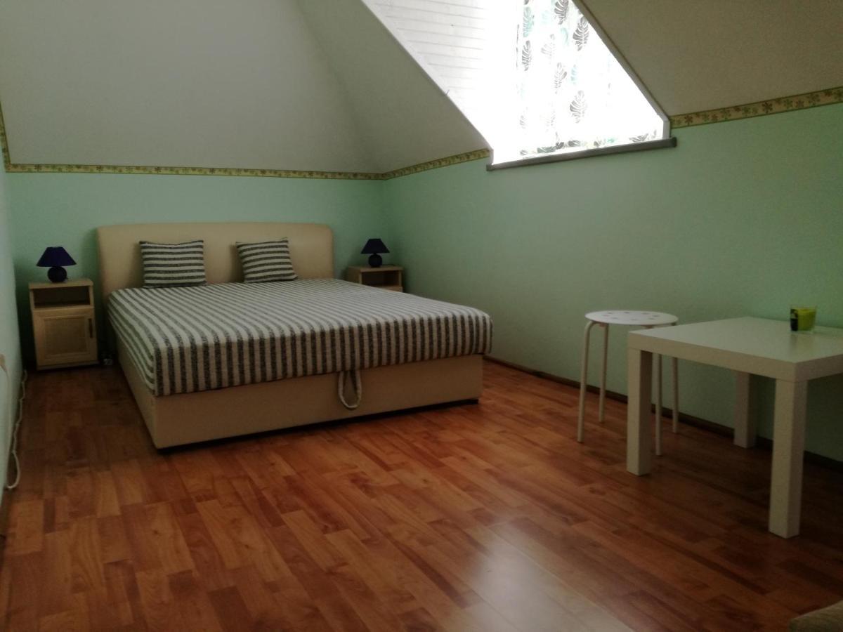 Negy Evszak Vendeghaz Otel Balatonboglár Dış mekan fotoğraf